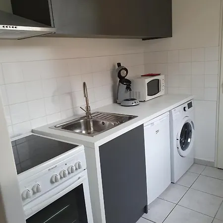 L Oiseau Bleu Apartment